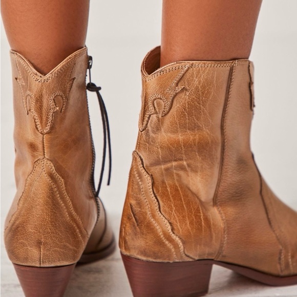 NWOB Distressed tan Frontier Free People Booties - Picture 2 of 10
